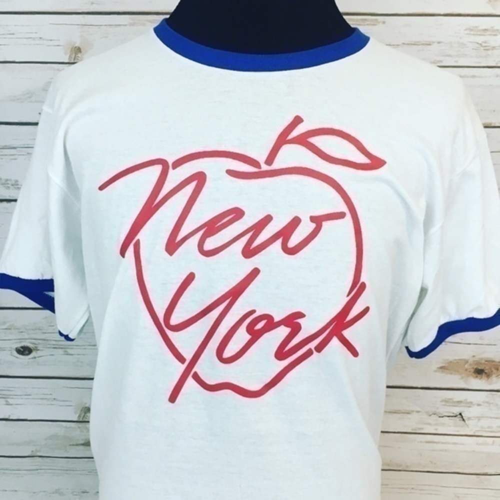 Vintage 1980s New York Big Apple Iron-On On New White & Blue Ringer T-Shirt NYC